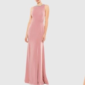 Leena For MC Duggal Pink Embellesh  Beaded Neckline  Trumpet Gown Size 10. NwT.